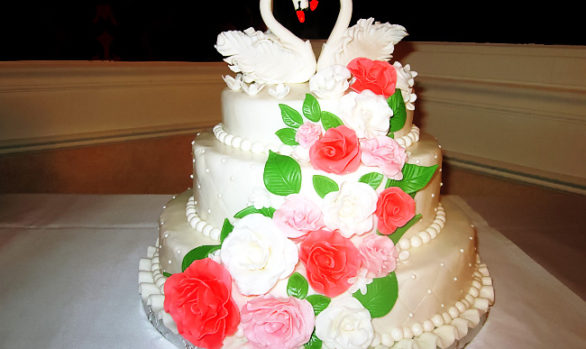 Swans Wedding Cake