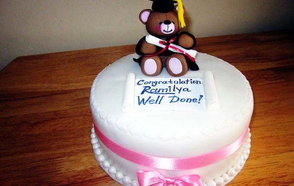 Teddy Bear Graduation Cake